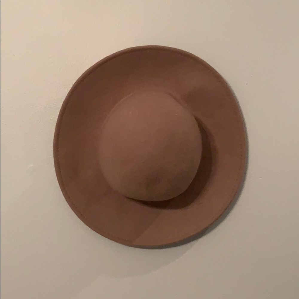 BDG Felt Round Top Hat
